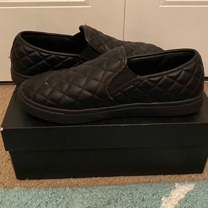 Slip resistant Black loafers